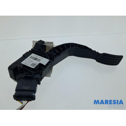Peugeot - 208 - Gaspedal
