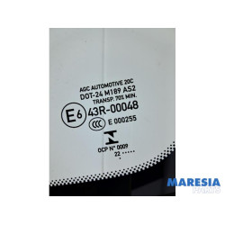 Peugeot - 208 - Dreieckfenster links hinten