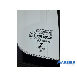 Peugeot - 208 - Dreieckfenster rechts hinten