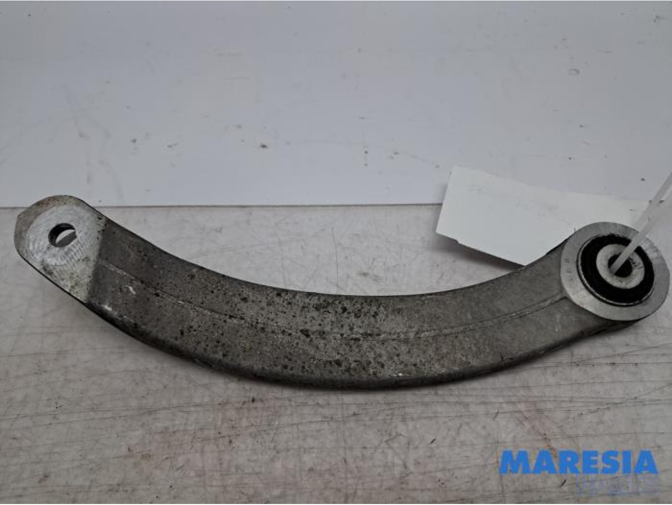 Alfa Romeo - Stelvio - Querlenker oben links hinten