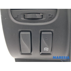Renault - Trafic - Luchtrooster Dashboard