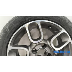 Fiat - 500 - Sportvelgenset + banden