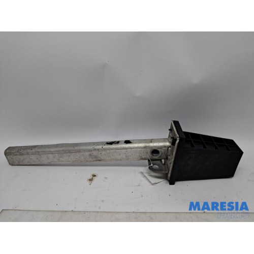 Citroen - C4 Grand Picasso - Front part support