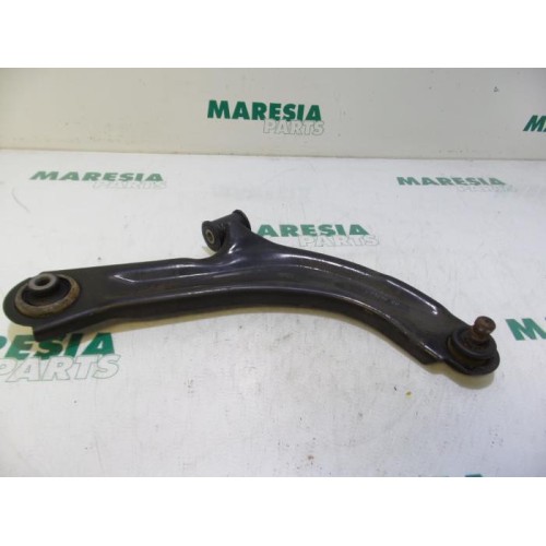 Renault - Modus - Front lower wishbone, right