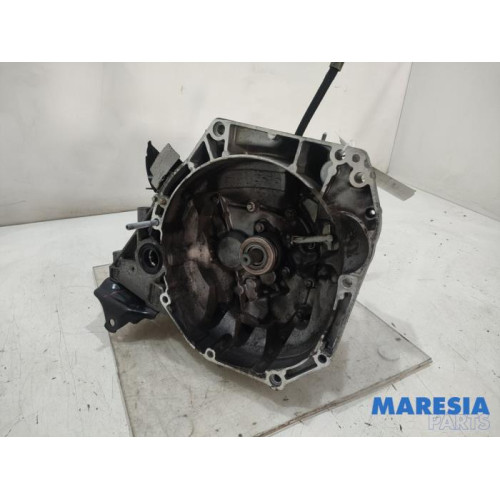 Renault - Captur - Gearbox