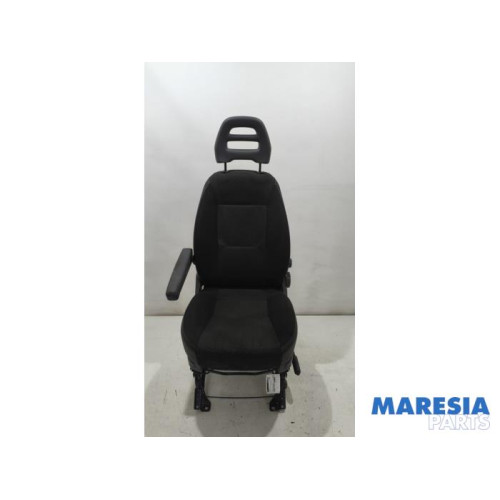 Peugeot - Boxer - Sitz links