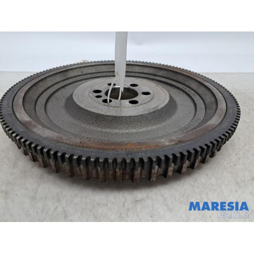 Renault - Clio - Flywheel