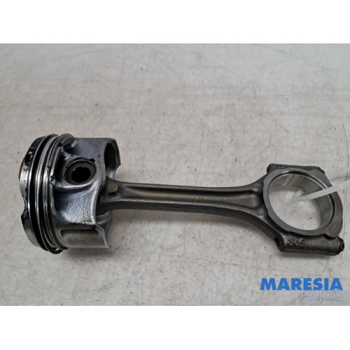 Peugeot - 308 - Connecting rod