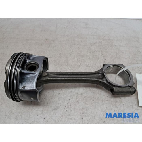 Peugeot - 308 - Connecting rod