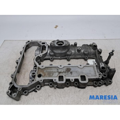 Peugeot - 308 - Rocker cover
