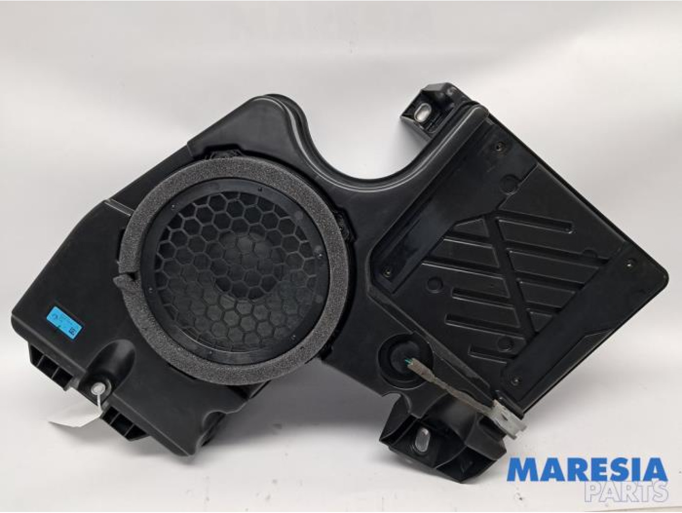 Alfa Romeo - Stelvio - Subwoofer