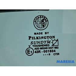 Alfa Romeo - 159 - Rear door window 4-door, left