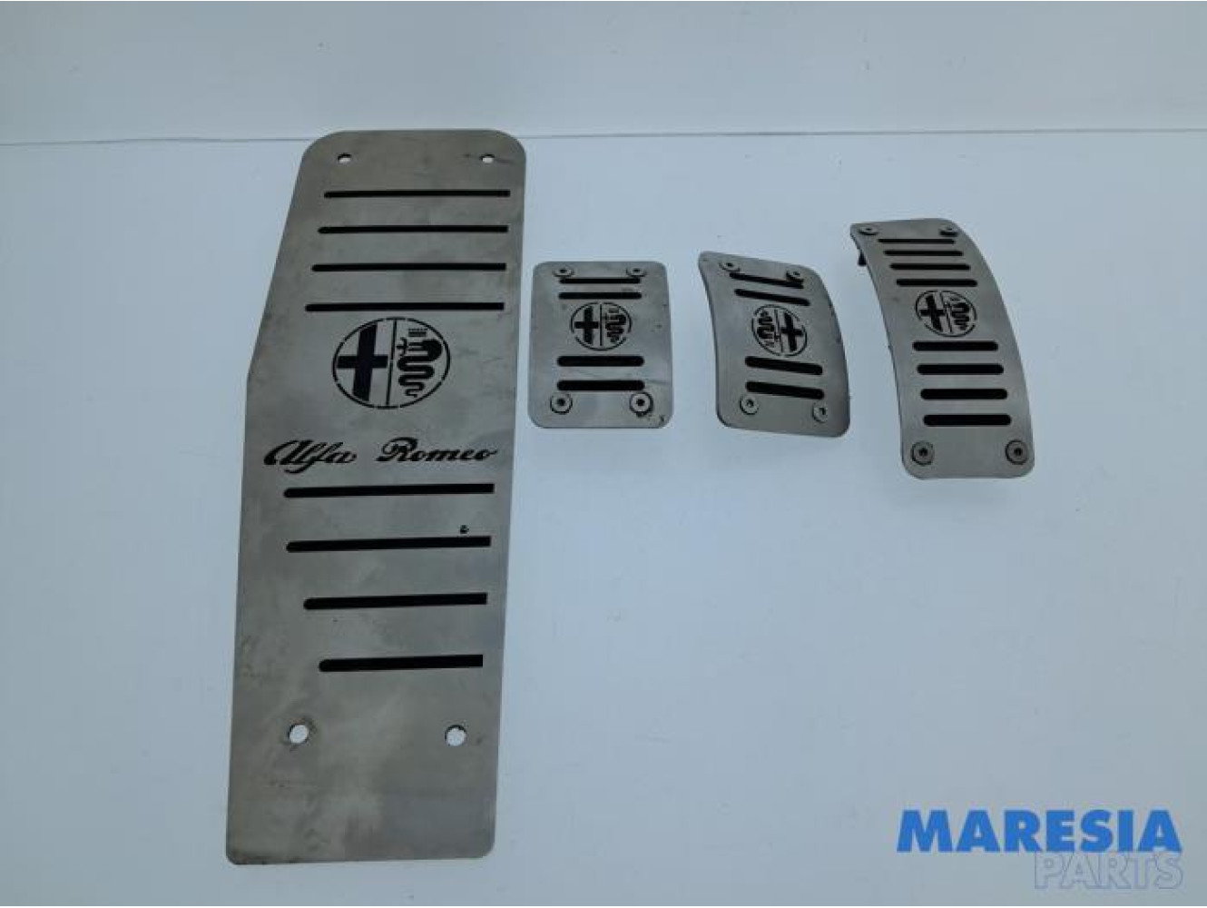 Alfa Romeo - 159 - Pedalen Set