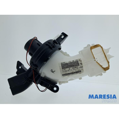 Citroen - C4 Grand Picasso - Heating and ventilation fan motor