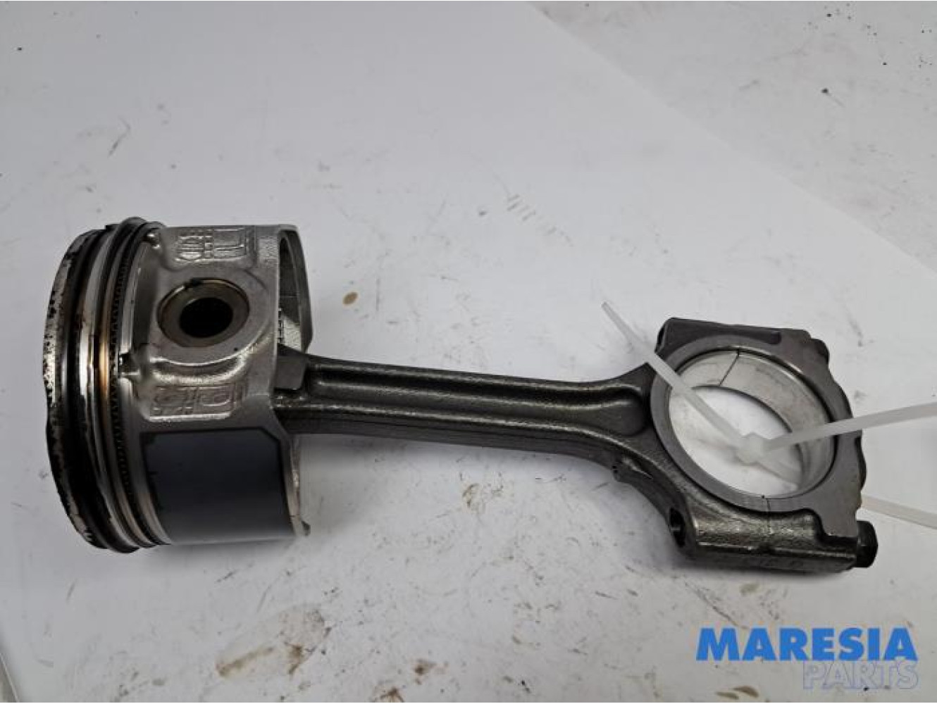Renault - Arkana - Connecting rod