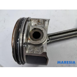 Renault - Arkana - Connecting rod