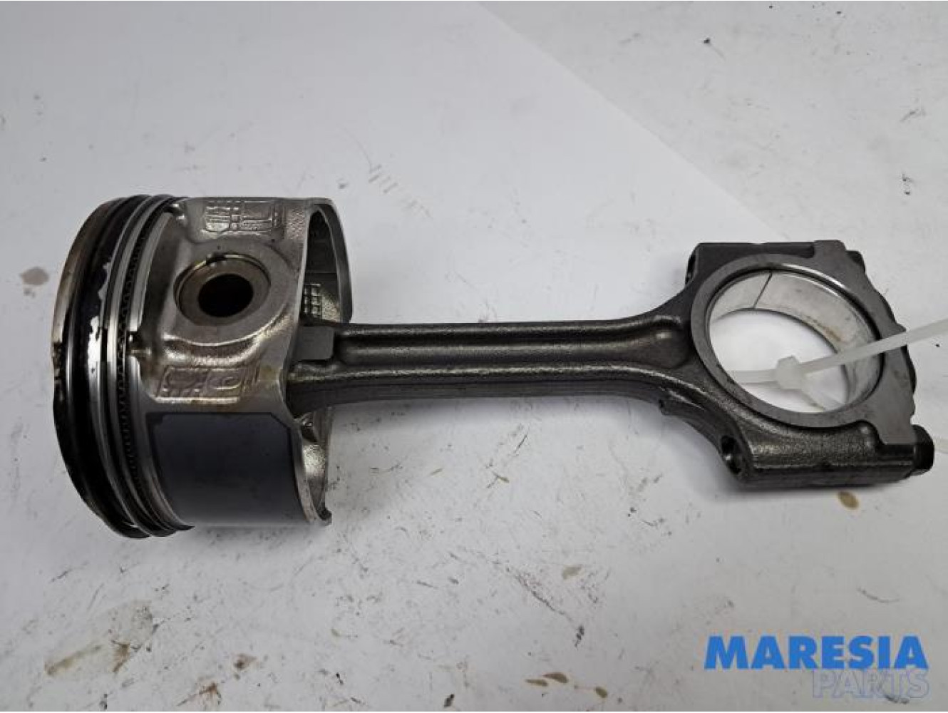 Renault - Arkana - Connecting rod