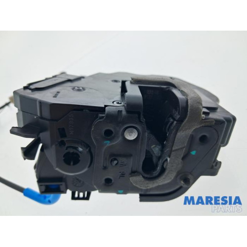 Peugeot - 408 - Front door lock mechanism 4-door, right