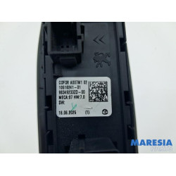 Peugeot - 408 - Multi-functional window switch