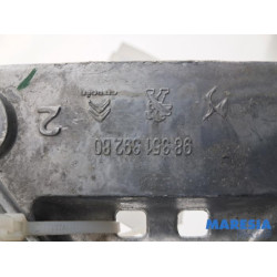 Peugeot - 408 - Front wiper motor