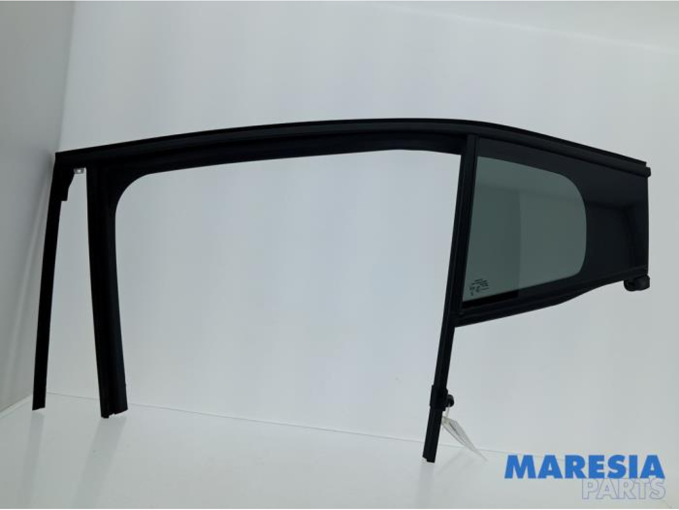 Peugeot - 408 - Rear quarter light, left