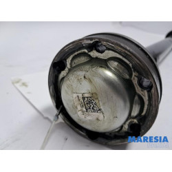 Alfa Romeo - Stelvio - 4x4 front intermediate driveshaft