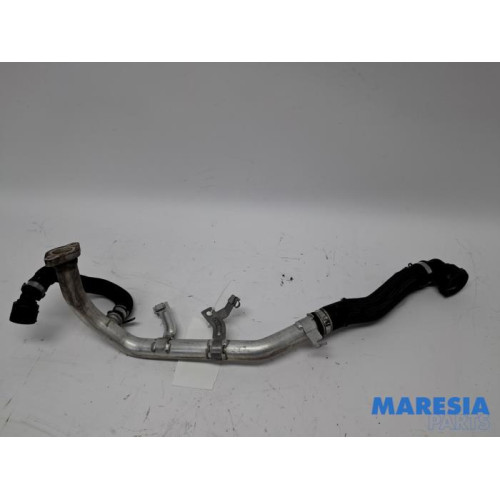 Alfa Romeo - Stelvio - Radiator hose