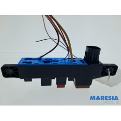 Peugeot - 408 - Fuse box