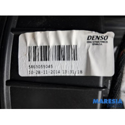 Renault - Captur - Heater housing