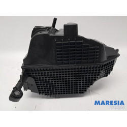 Renault - Captur - Air box