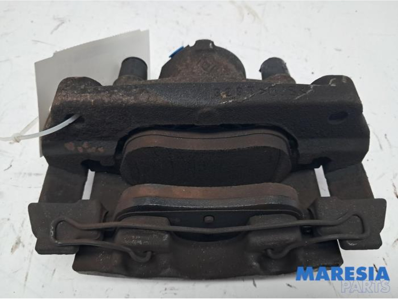 Renault - Captur - Front brake calliper, left