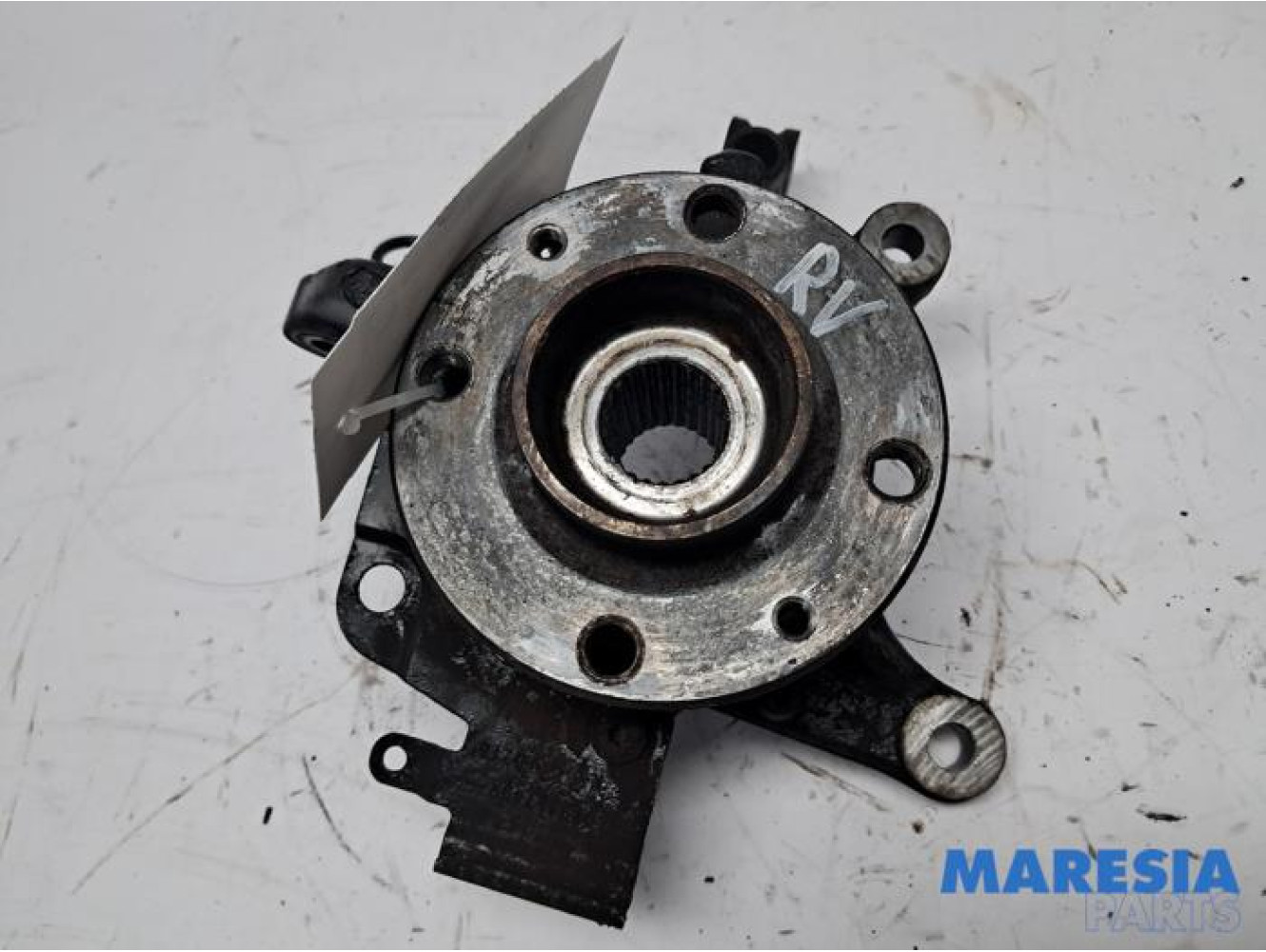Renault - Captur - Knuckle, front right