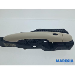 Renault - Captur - Front door handle 4-door, right