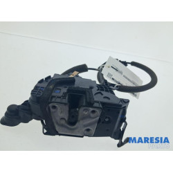 Renault - Captur - Door lock mechanism 4-door, front left