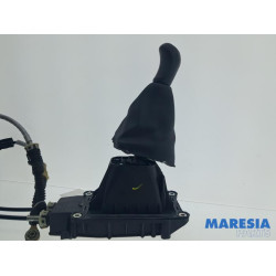 Renault - Captur - Gear stick