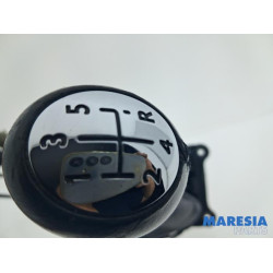 Renault - Captur - Gear stick