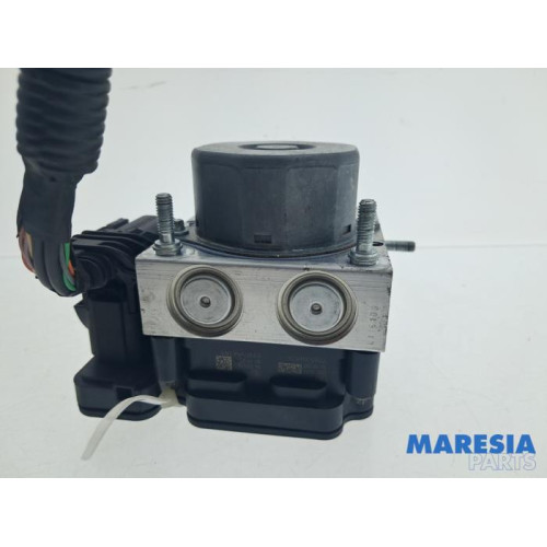 Renault - Captur - ABS pump