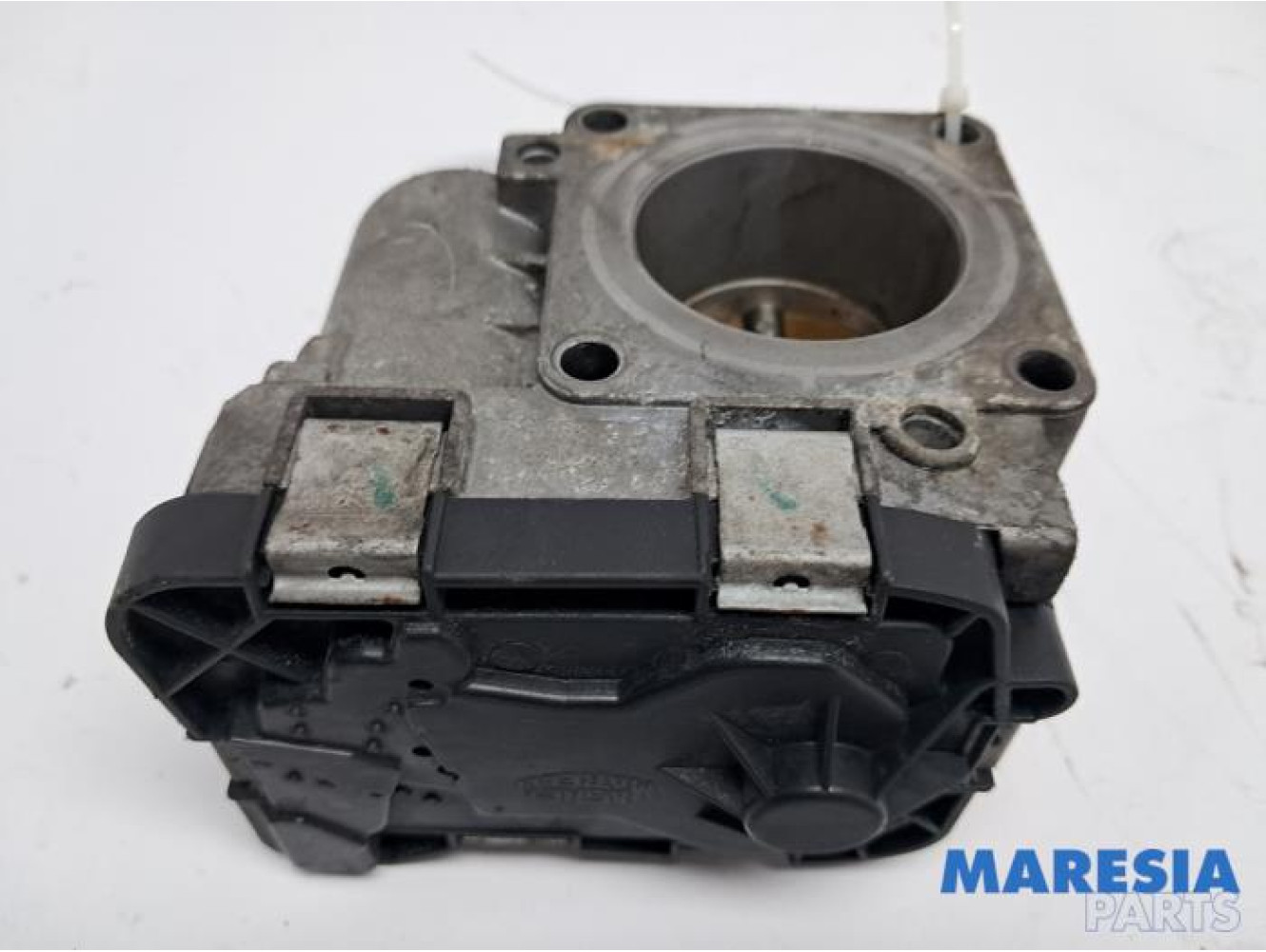 Fiat - 500 - Throttle body