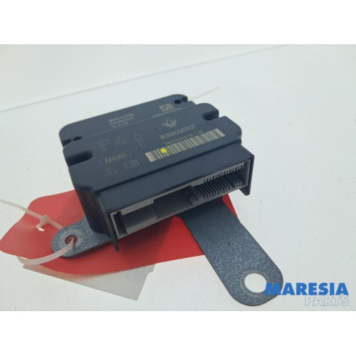 Renault - Captur - Airbag Module
