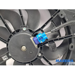 Renault - Captur - Fan motor
