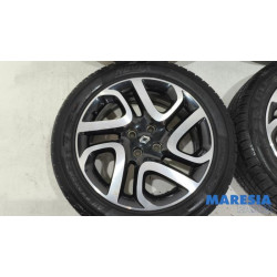 Renault - Captur - Sportvelgenset + banden