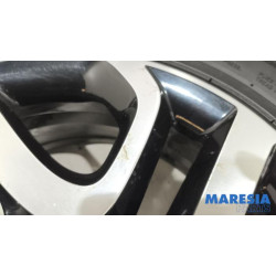 Renault - Captur - Sportvelgenset + banden