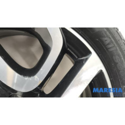Renault - Captur - Sportvelgenset + banden
