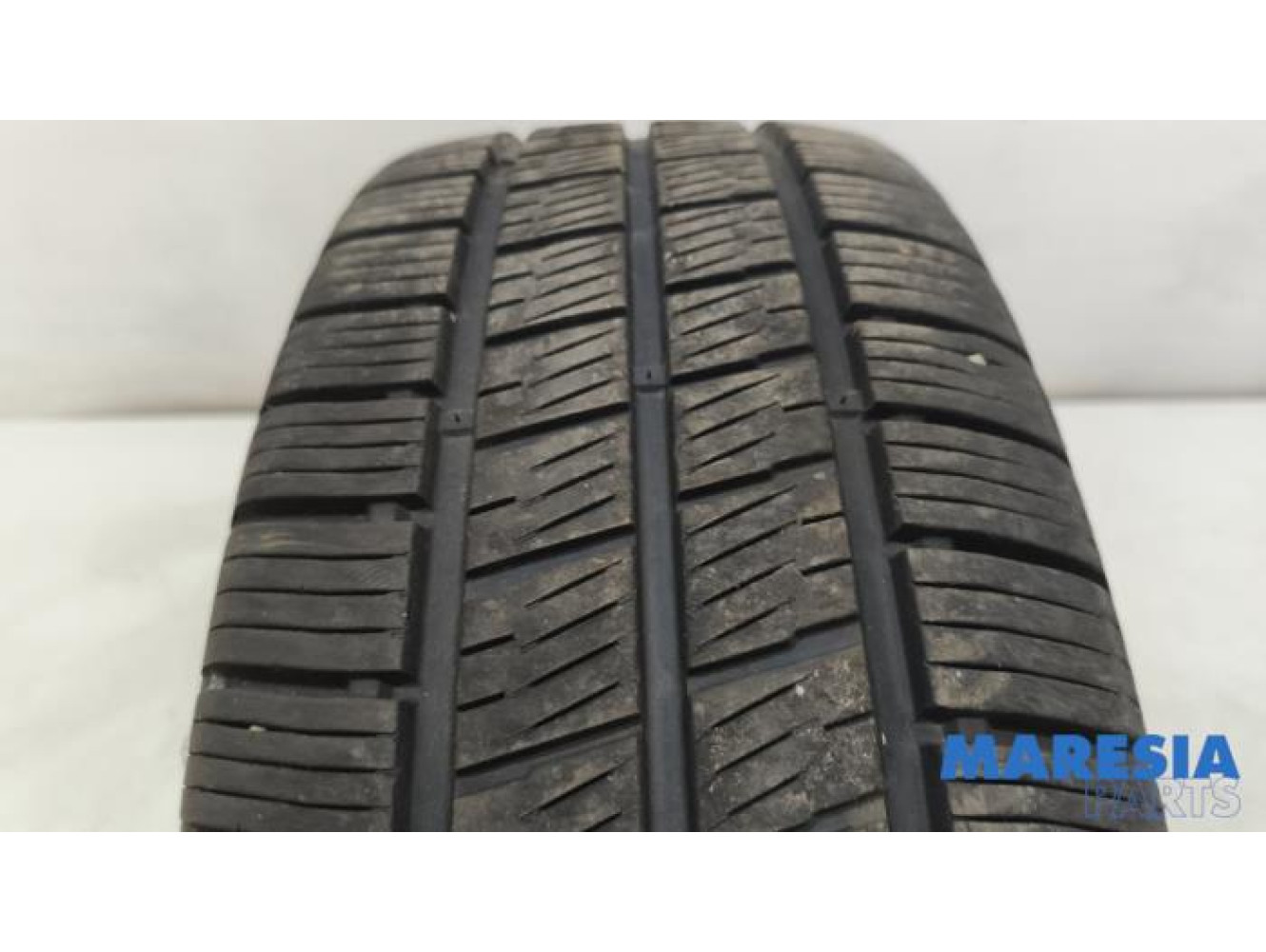 Peugeot - Boxer - Tyre