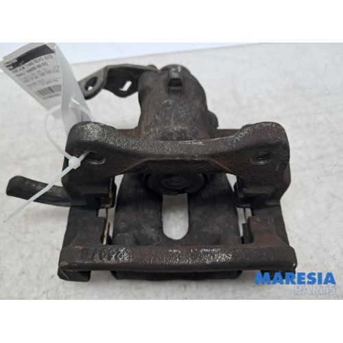 Renault - Kangoo - Rear brake calliper, right