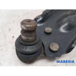 Renault - Kangoo - Front lower wishbone, left