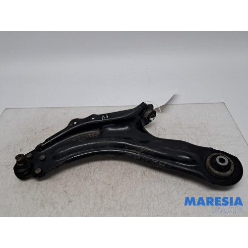 Renault - Kangoo - Front lower wishbone, left