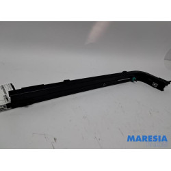 Renault - Kangoo - Sliding door rail, left