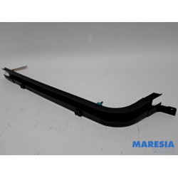 Renault - Kangoo - Sliding door rail, left