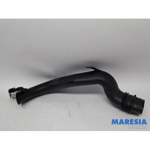 Alfa Romeo - 159 - Air intake hose